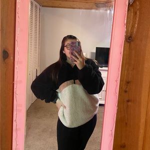 Super cute sherpa jacket!